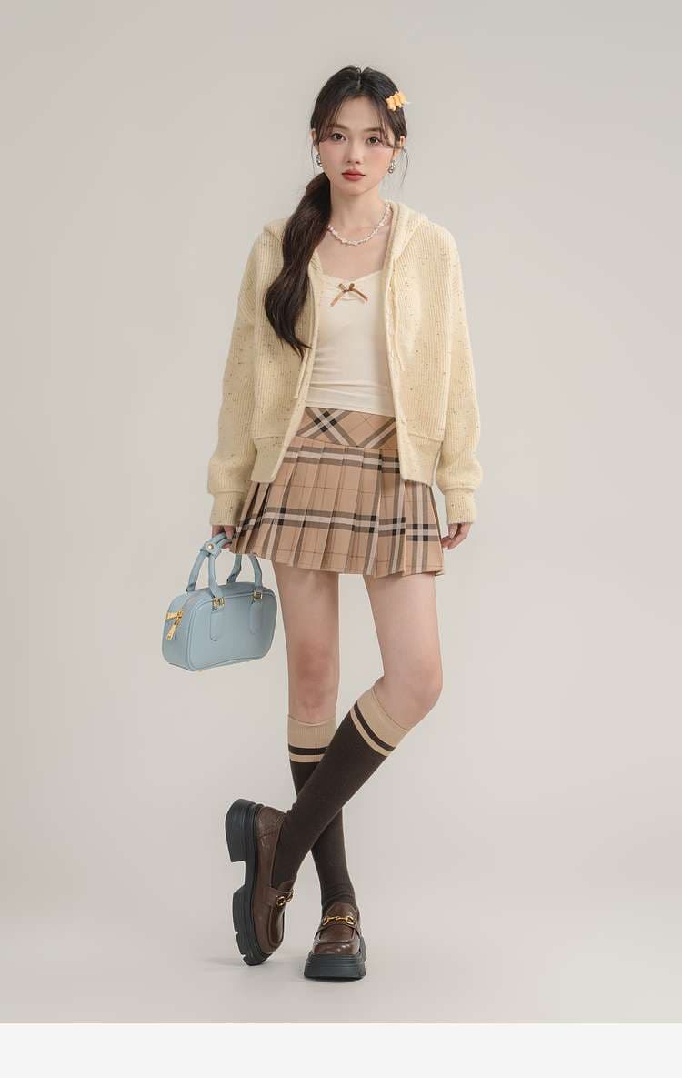 フード付きリブニットカーディガン｜デート服