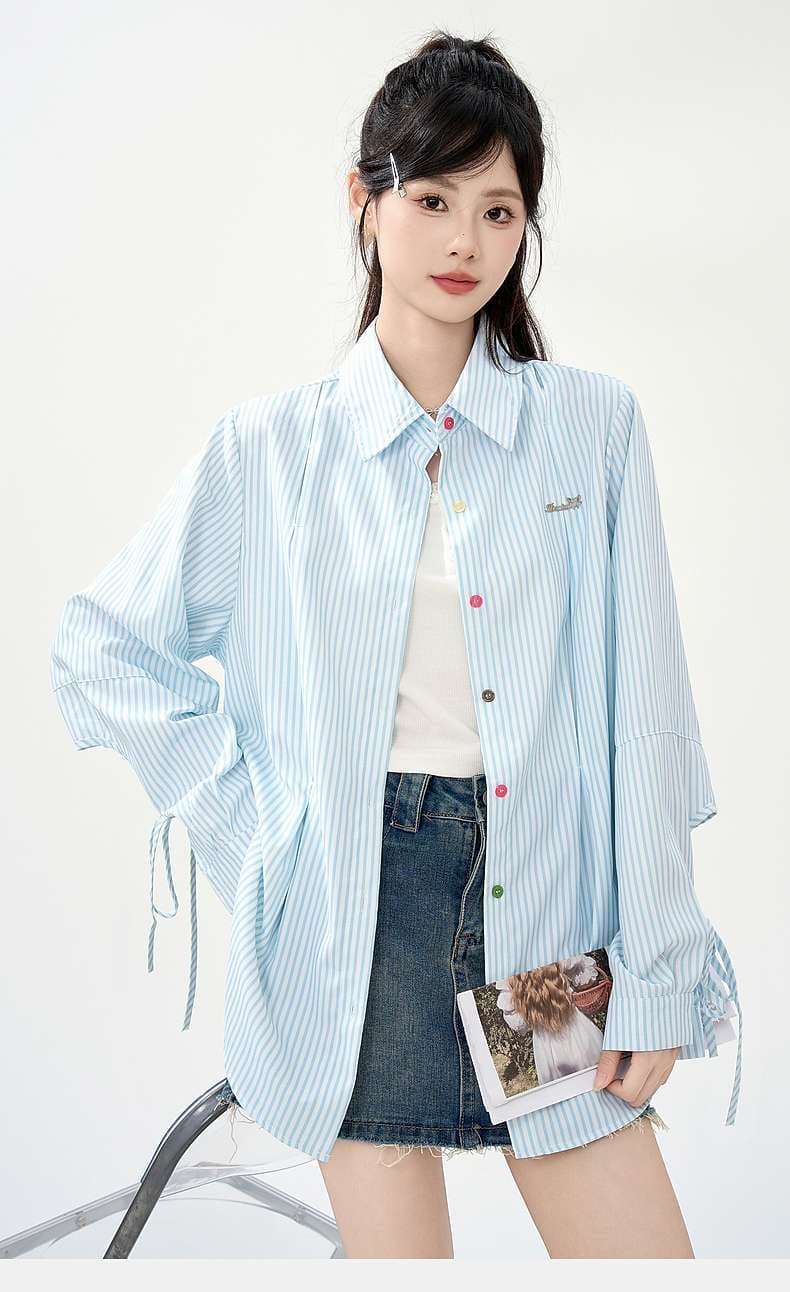 ストライプ柄オーバーサイズシャツ｜デート服