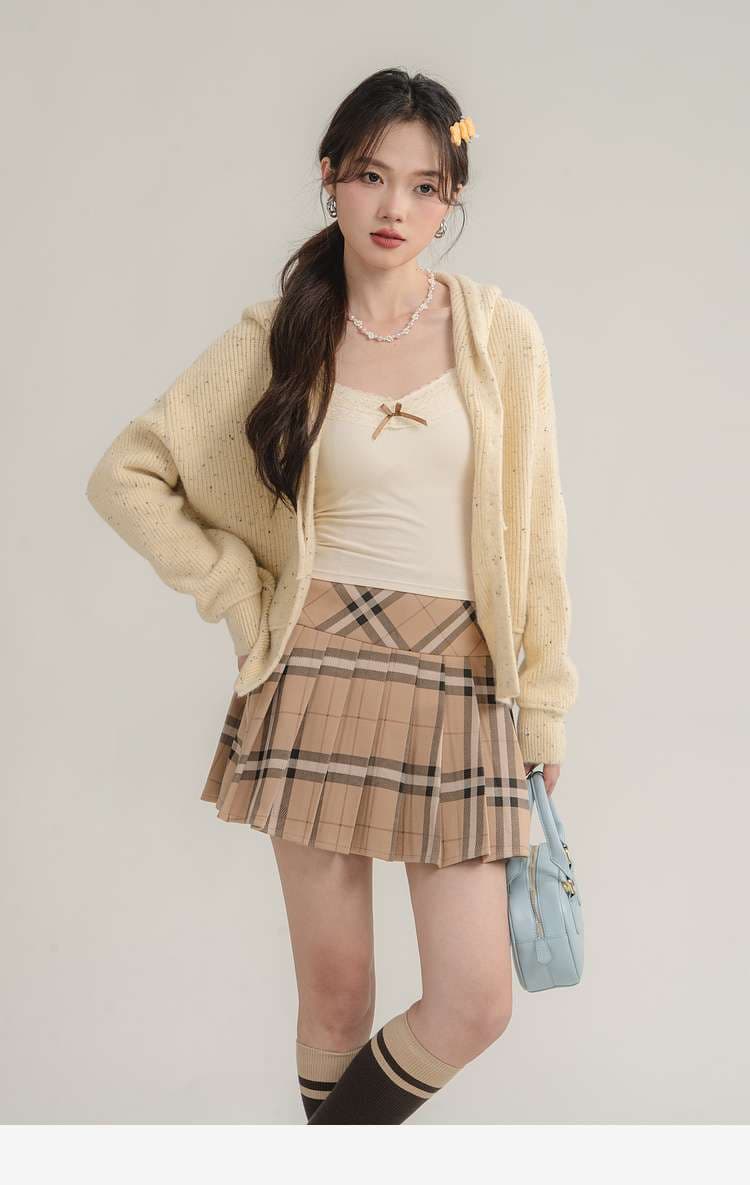 フード付きリブニットカーディガン｜デート服