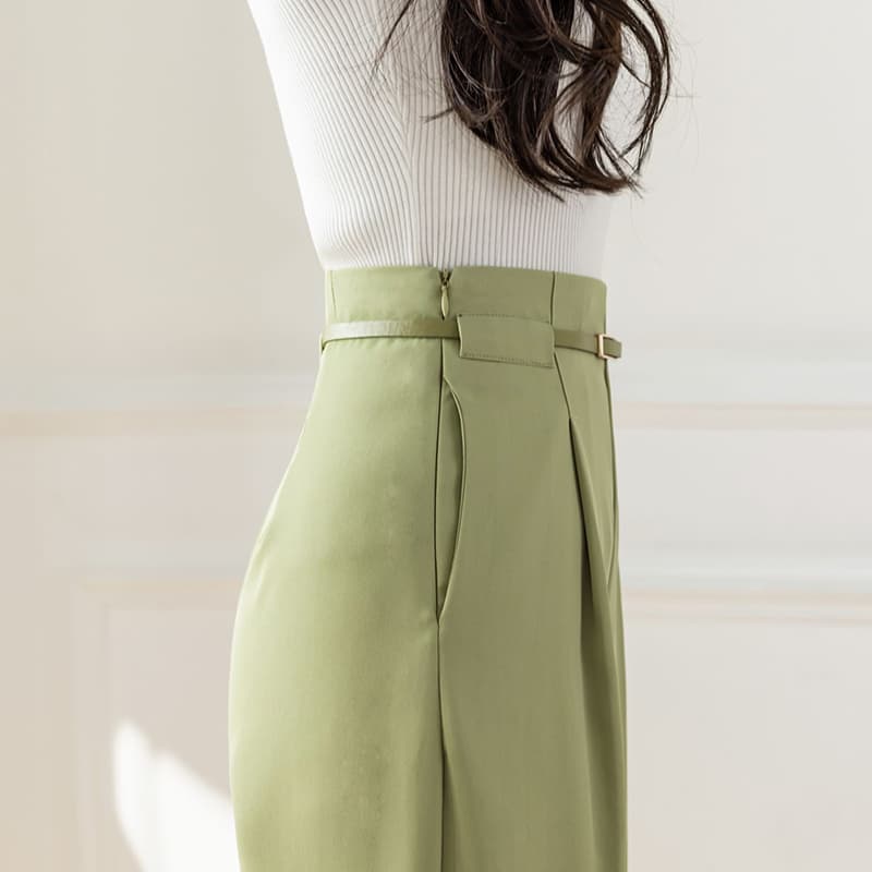 ハイウエストベルト付きワイドパンツ｜デート服