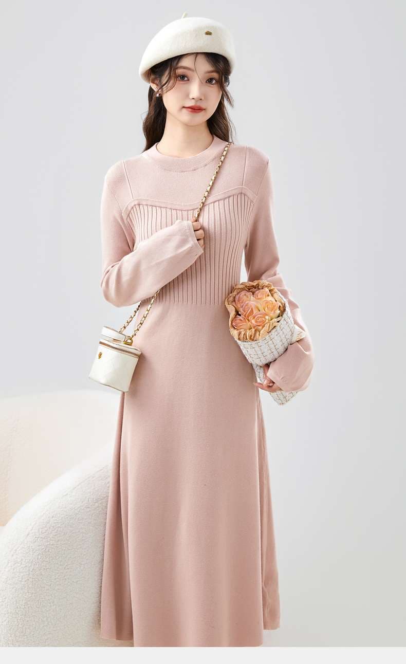 リブ編みニットワンピース｜デート服