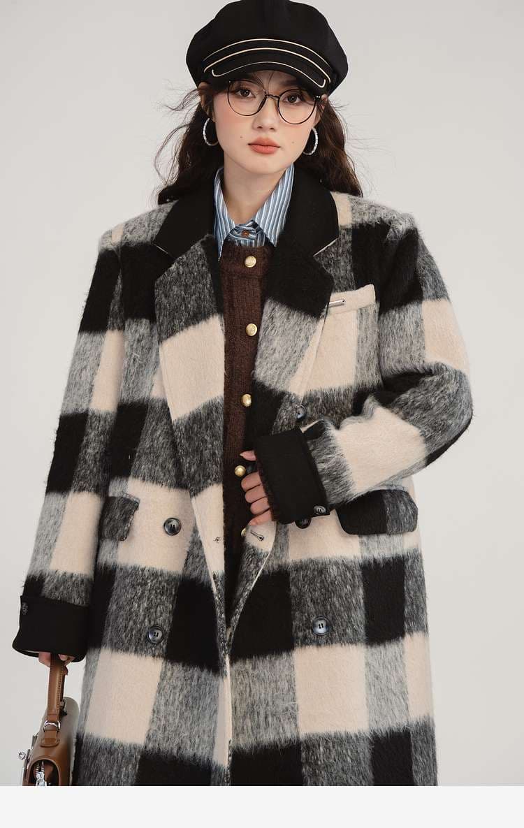 ビッグチェック柄ロングコート｜デート服