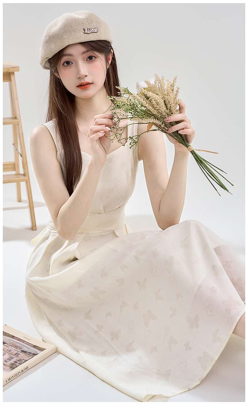 優雅なロングワンピース｜デート服