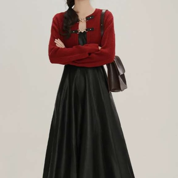 レトロ風クルーネックカーディガン&サスペンダースカート｜デート服