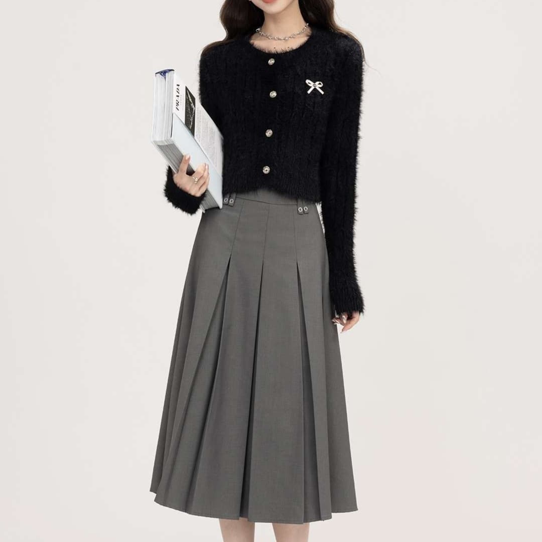 ふんわり感と甘さをひとさじ添える、リボン付きカーディガン｜デート服