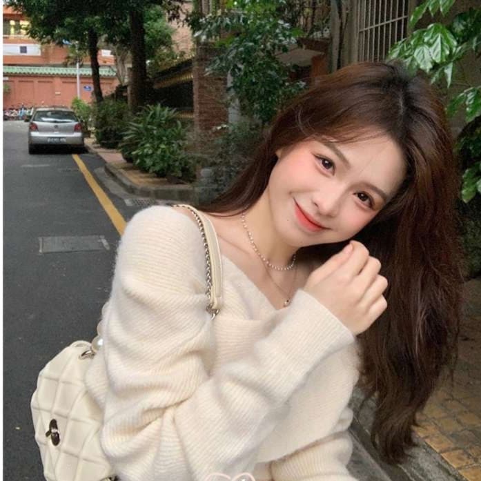 Vネックニットセーター＋メッシュスカート 2点セット｜デート服