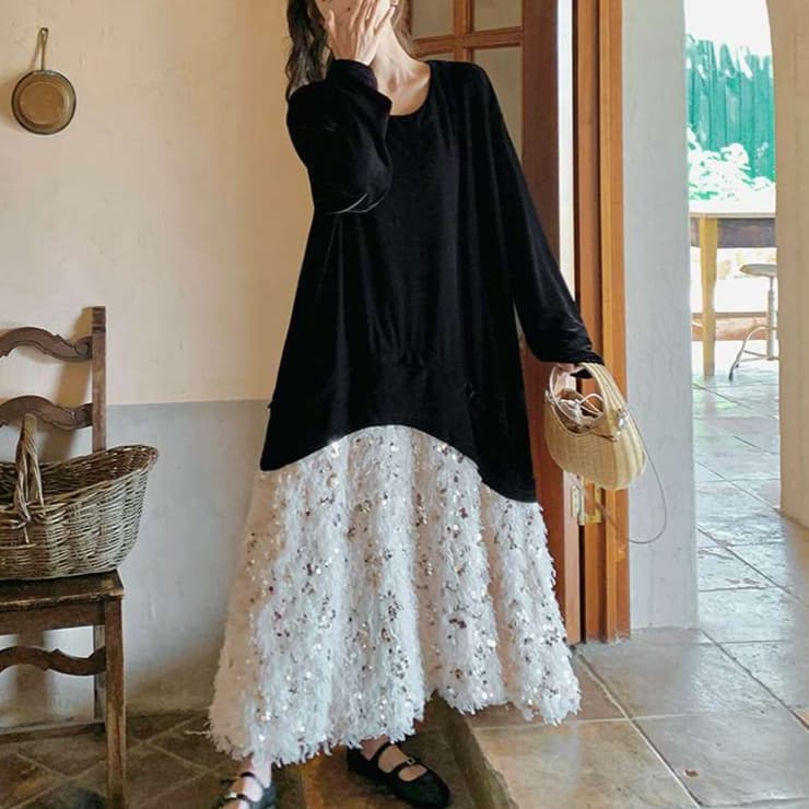 リラックス感ときちんと感を両立した、オーバーサイズニットワンピース｜デート服
