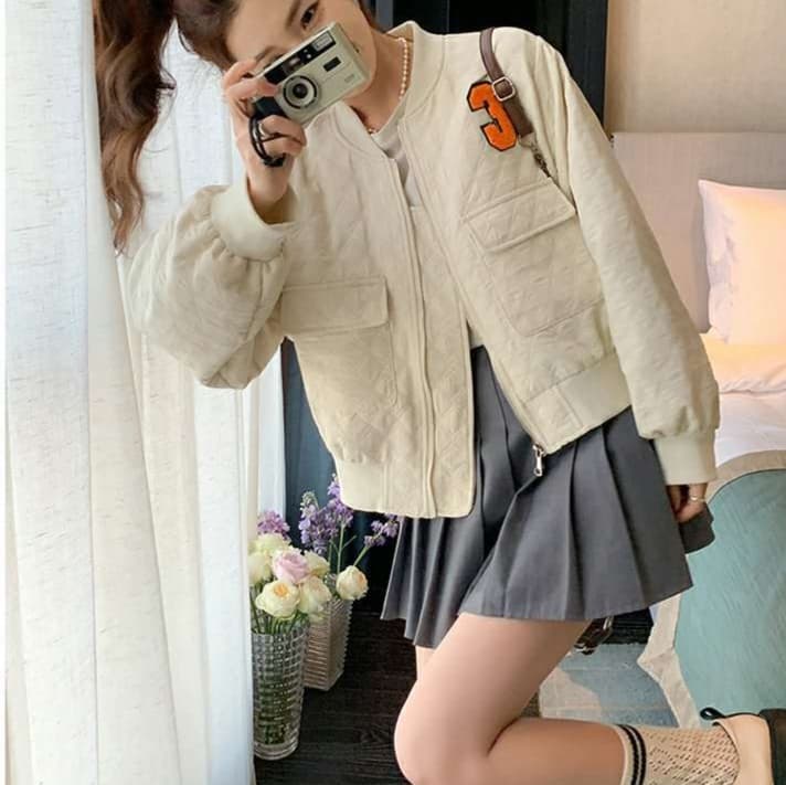 スポーティレタリングジャケット｜デート服