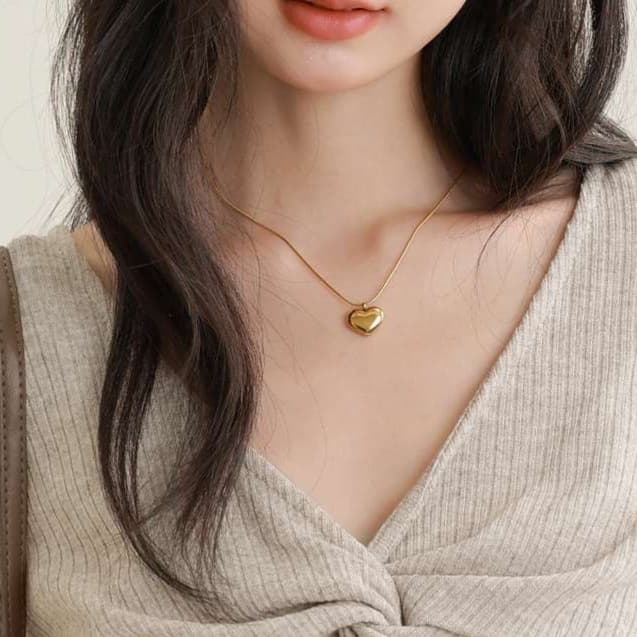 ねじりデザイン長袖カットソー+ブラウンワンピースセット｜デート服
