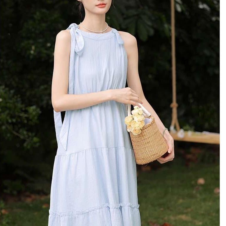 ふんわりティアードノースリーブワンピース｜デート服