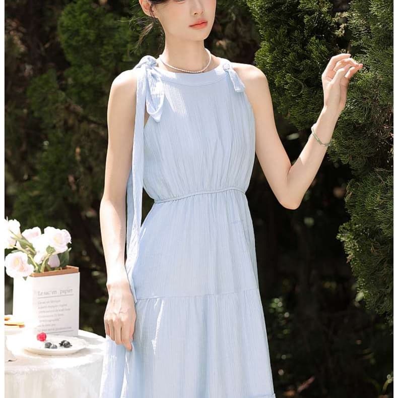 ふんわりティアードノースリーブワンピース｜デート服