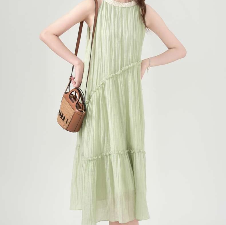 フリル襟ティアードワンピース｜デート服