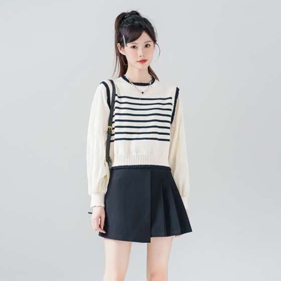 ボーダーニットベスト風セーター｜デート服