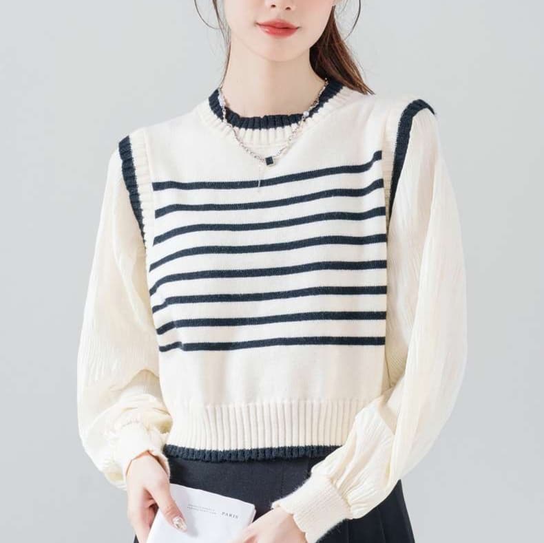 ボーダーニットベスト風セーター｜デート服