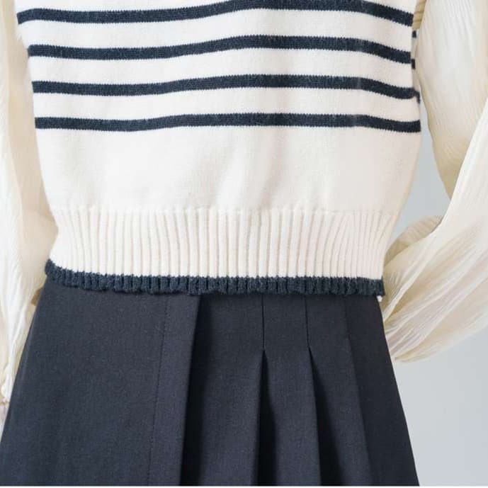 ボーダーニットベスト風セーター｜デート服