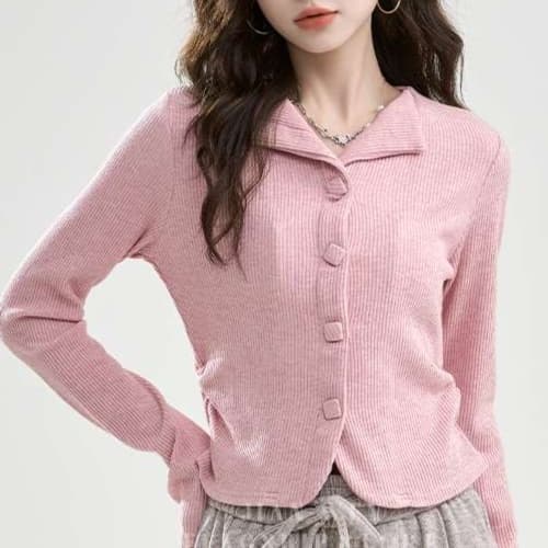 上品さと着心地のよさを叶える、リブニットカーディガン｜デート服