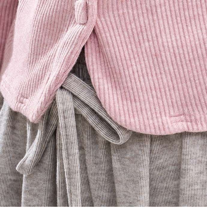 上品さと着心地のよさを叶える、リブニットカーディガン｜デート服