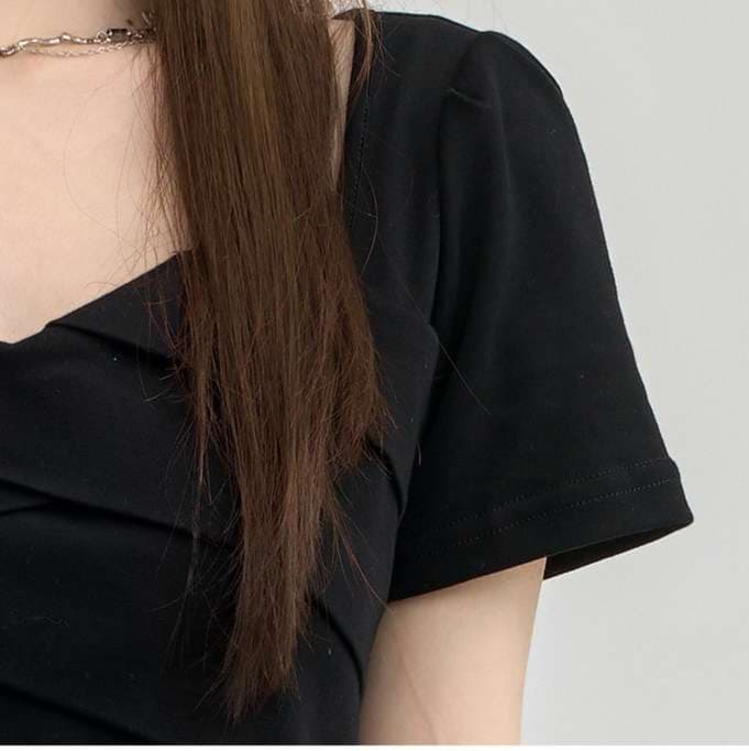 シンプル優雅ロングワンピース｜デート服