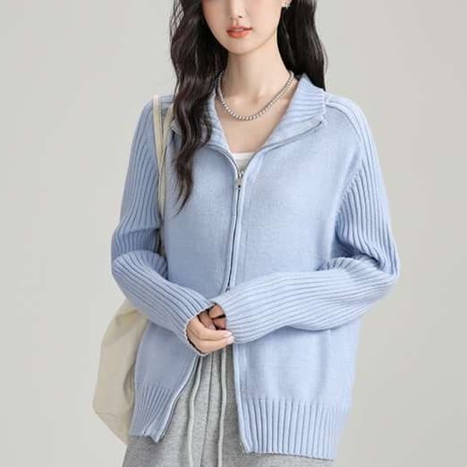 ゆるふわニットカーディガン｜デート服
