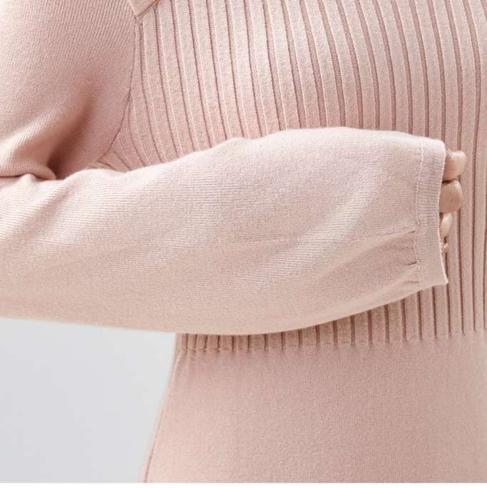 リブ編みニットワンピース｜デート服