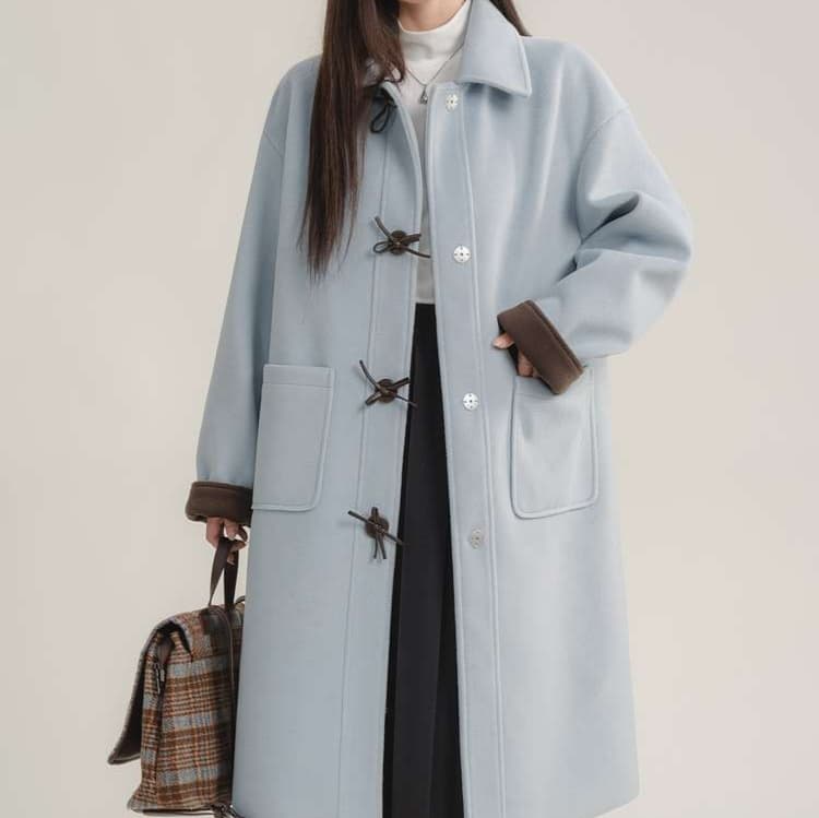 バイカラーダッフルロングコート｜デート服
