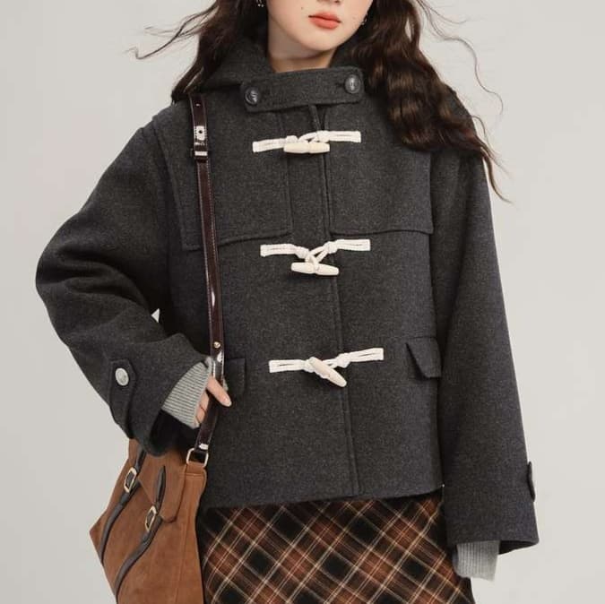 ショートダッフルコート｜デート服