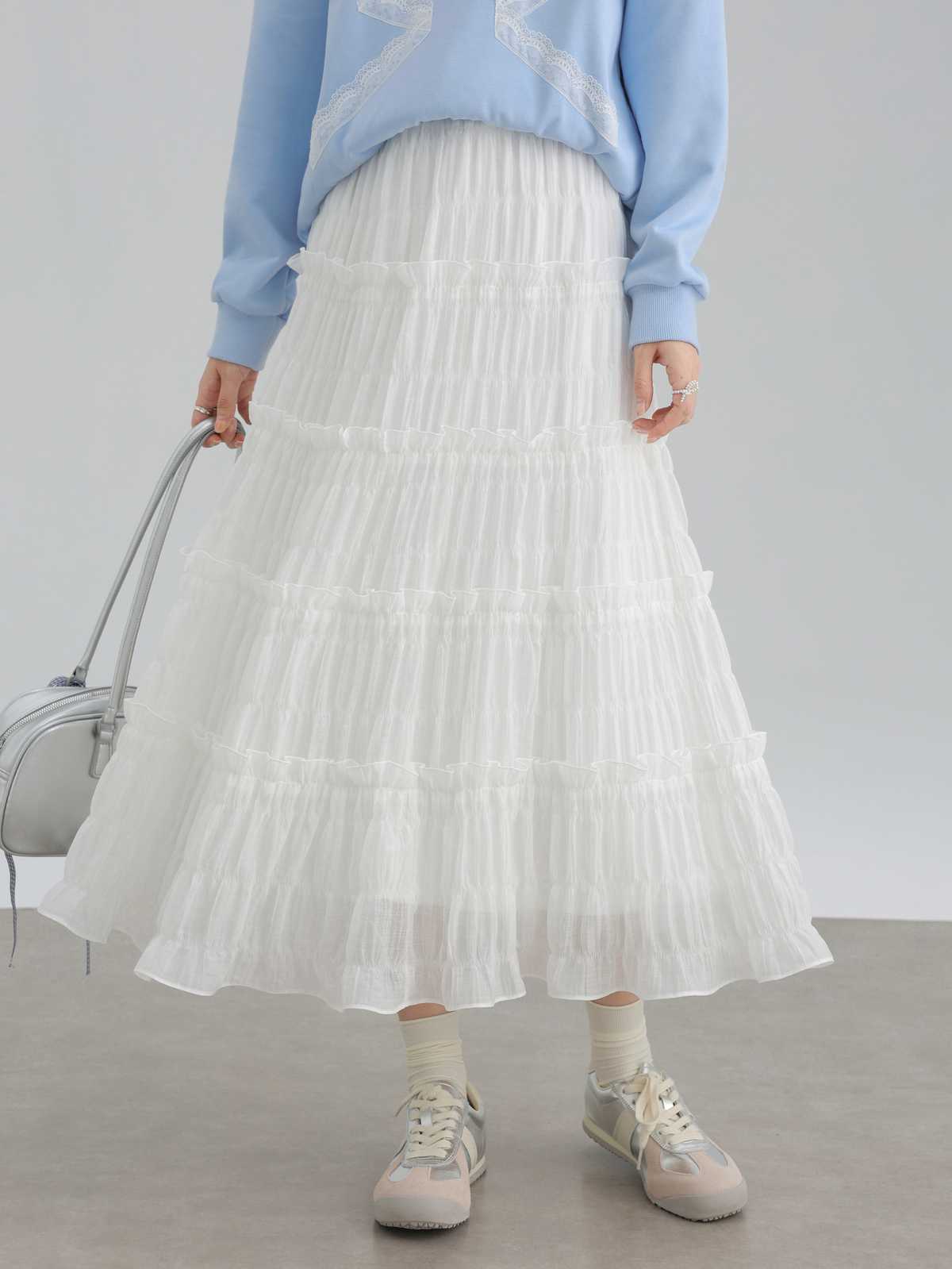 フェミニンティアードスカート｜デート服