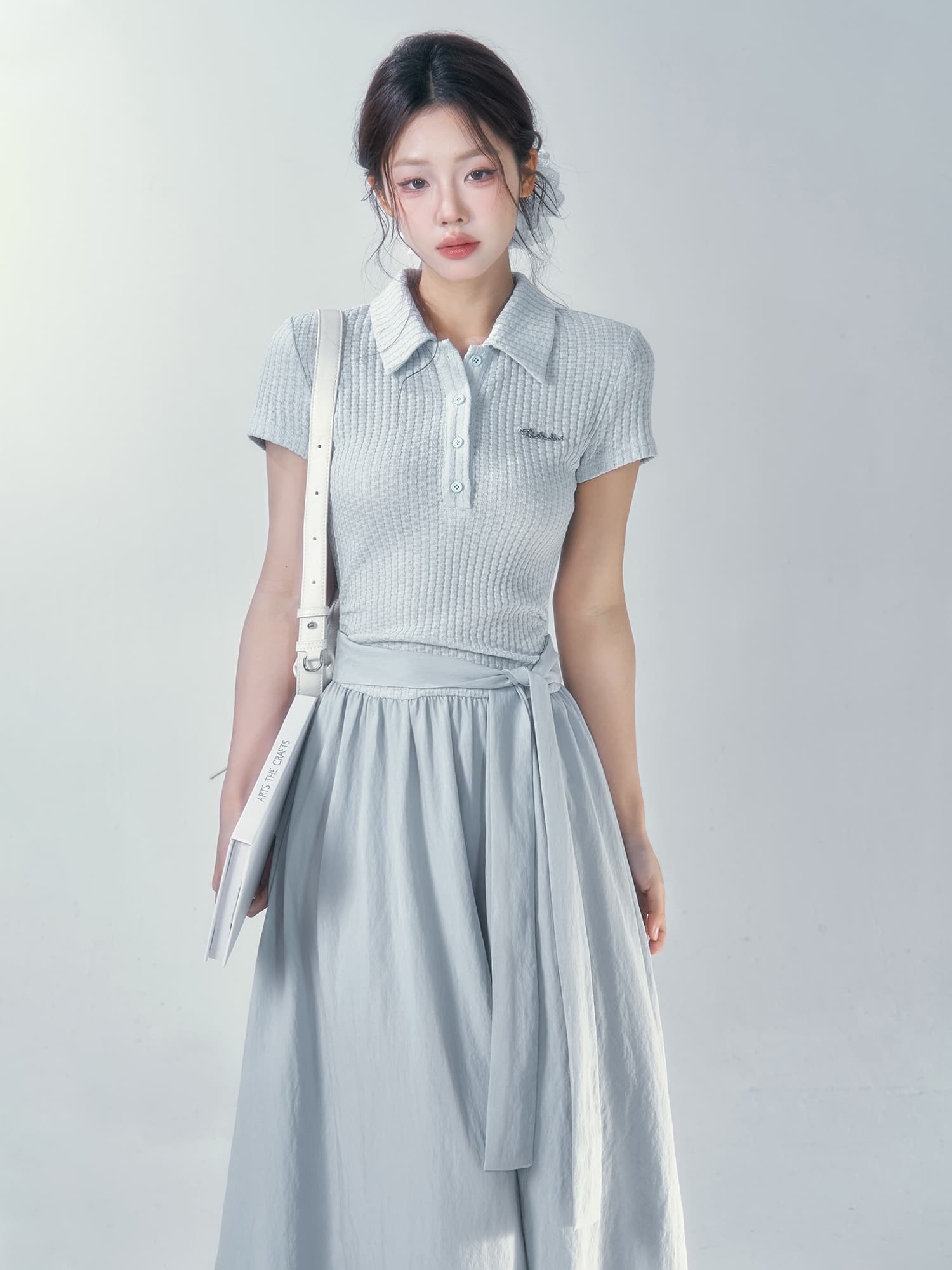襟デザインリブニット切り替えワンピース｜デート服