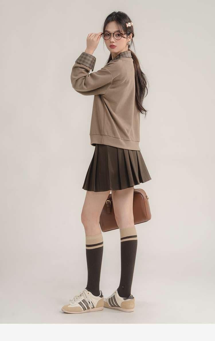 レイヤード風チェックシャツ付きトップス｜デート服