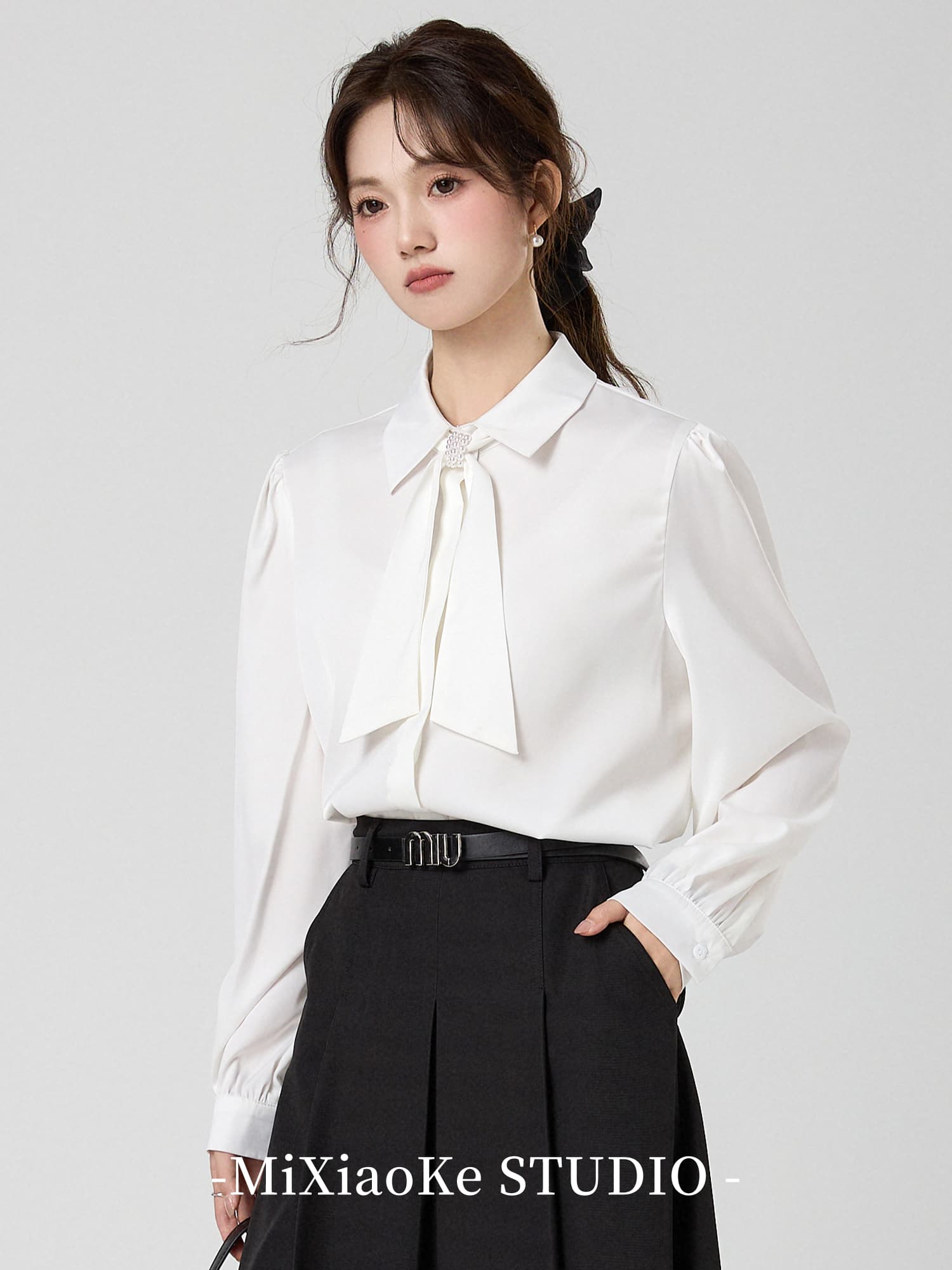 パールボウタイブラウス｜デート服