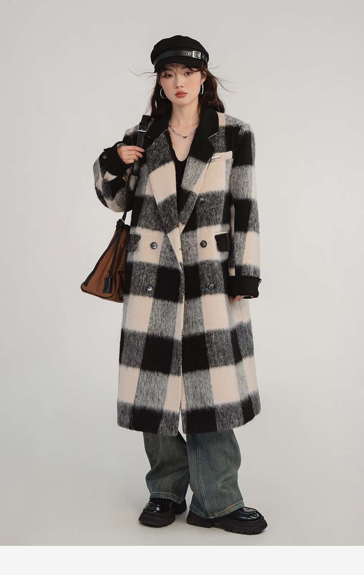 ビッグチェック柄ロングコート｜デート服