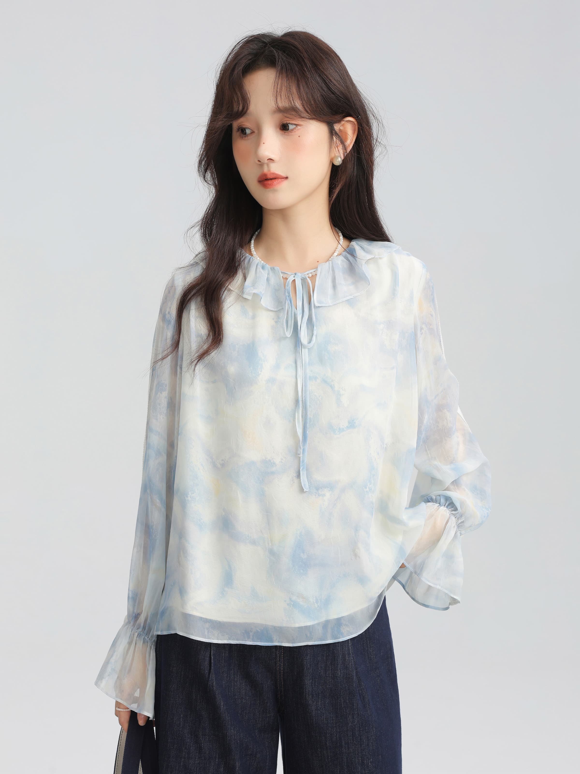 ウォーターペイントシフォンブラウス｜デート服