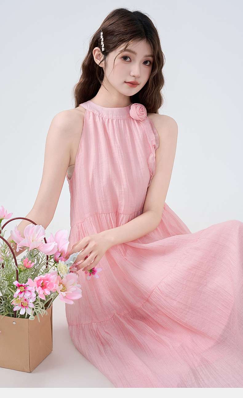 ロマンティックな花柄シフォンワンピース｜デート服