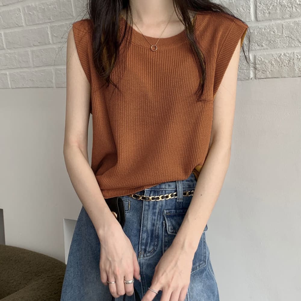 デート服 夏のデートにぴったり リブニットノースリーブトップス