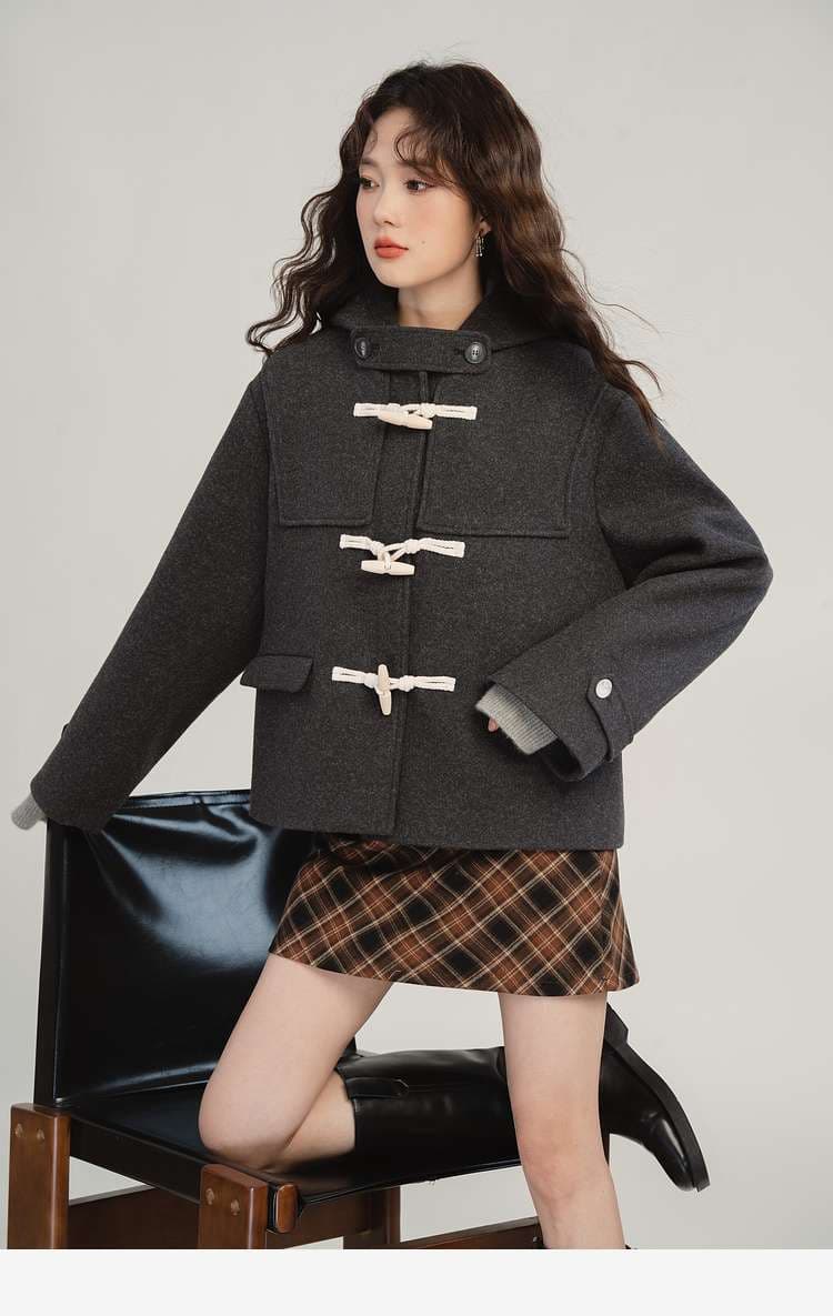 ショートダッフルコート｜デート服