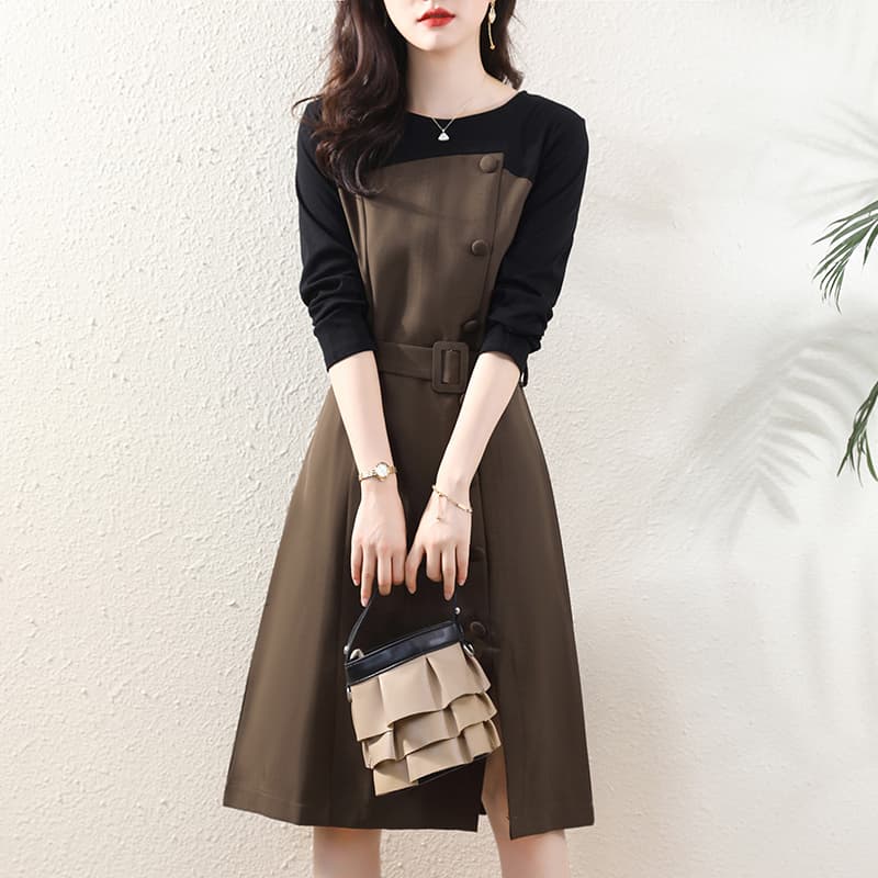 バイカラー切り替えボタンワンピース｜デート服