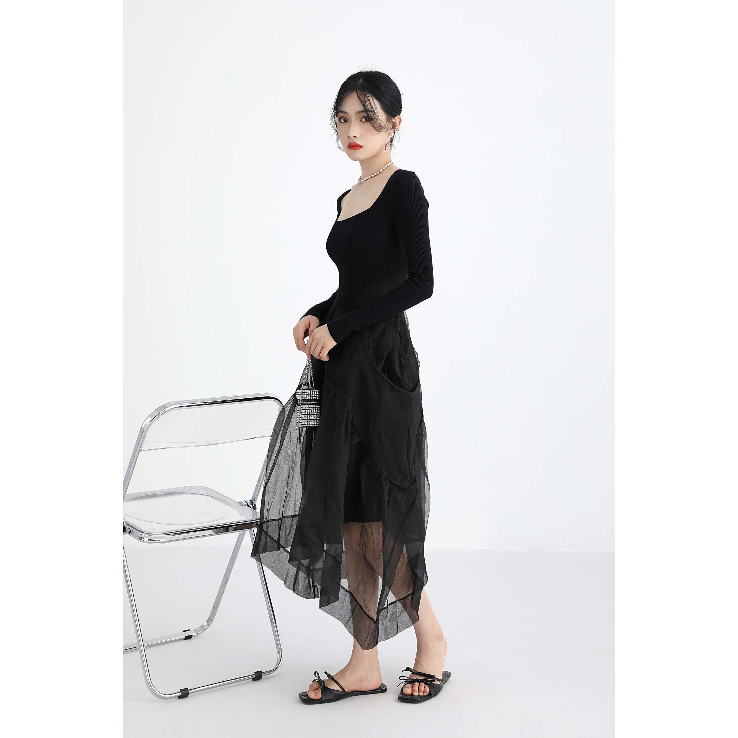 シアースカートレイヤードニットワンピース｜デート服