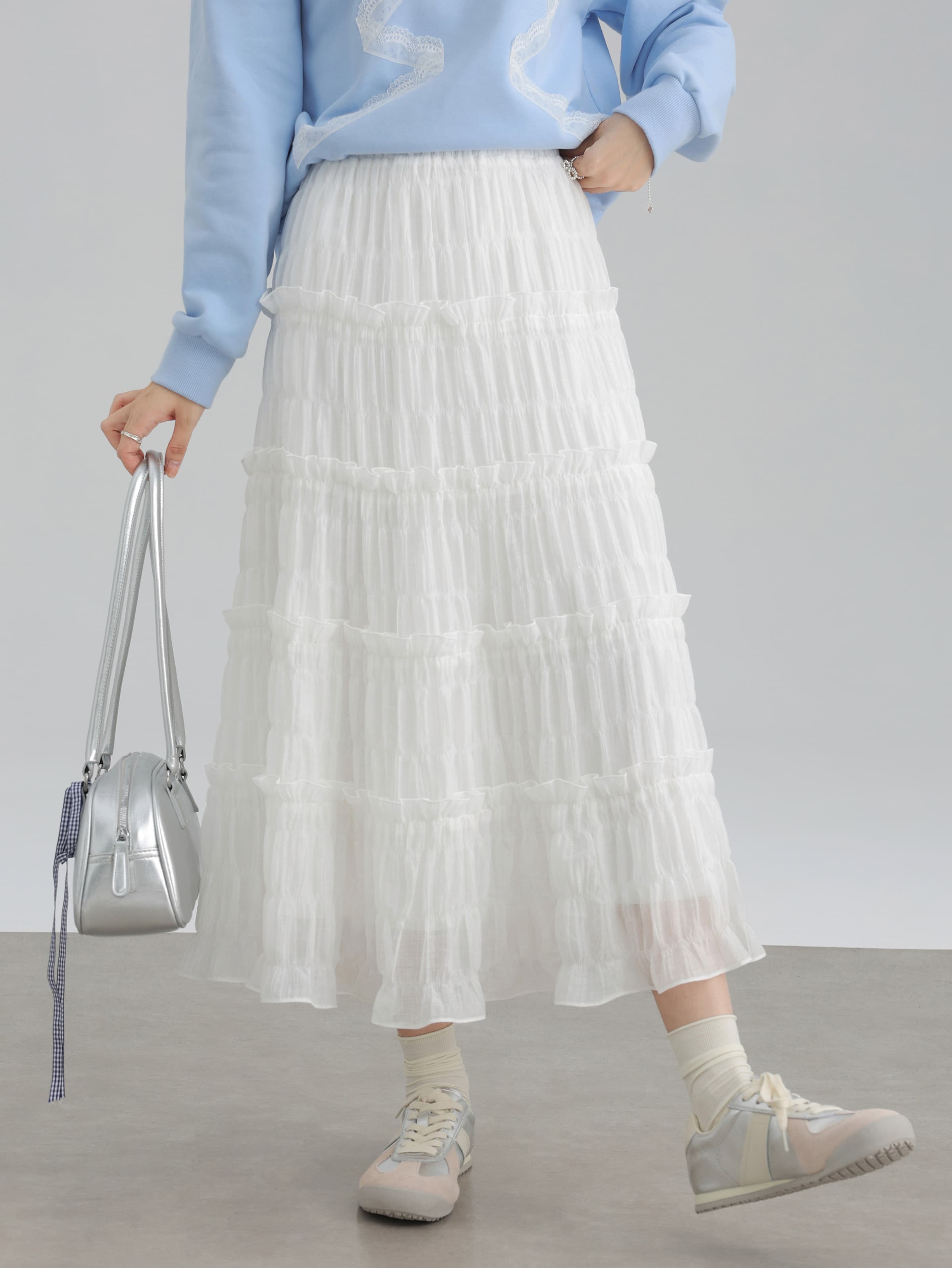 フェミニンティアードスカート｜デート服