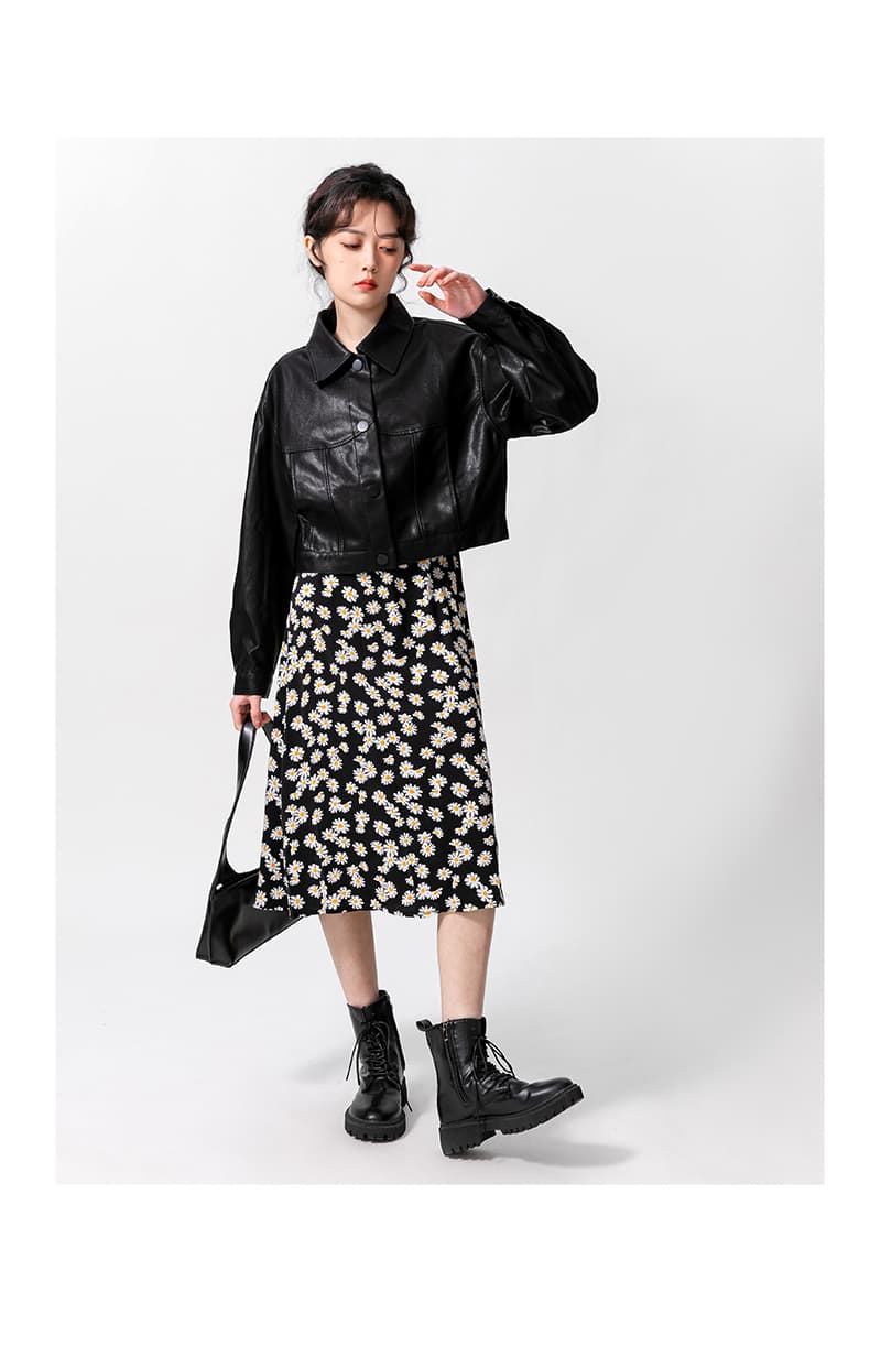 デート服 クロップド丈レザージャケット