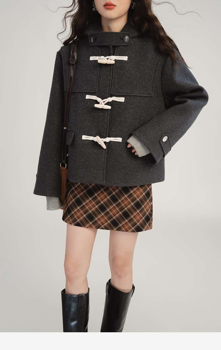 ショートダッフルコート｜デート服