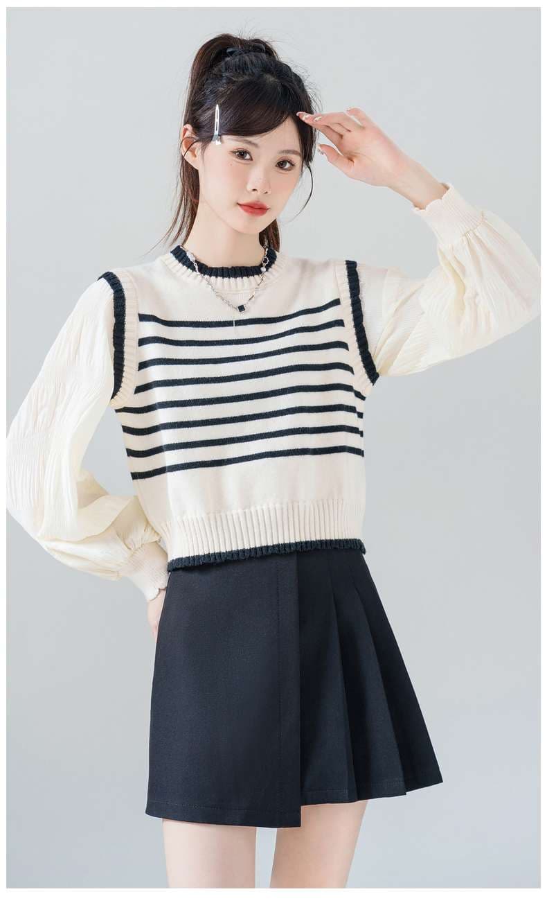 ボーダーニットベスト風セーター｜デート服