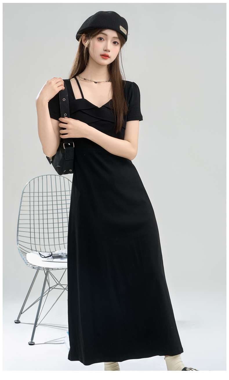 シンプル優雅ロングワンピース｜デート服