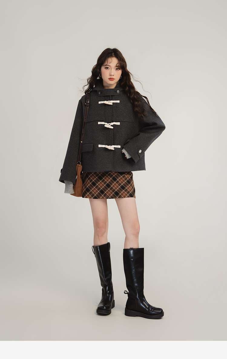 ショートダッフルコート｜デート服