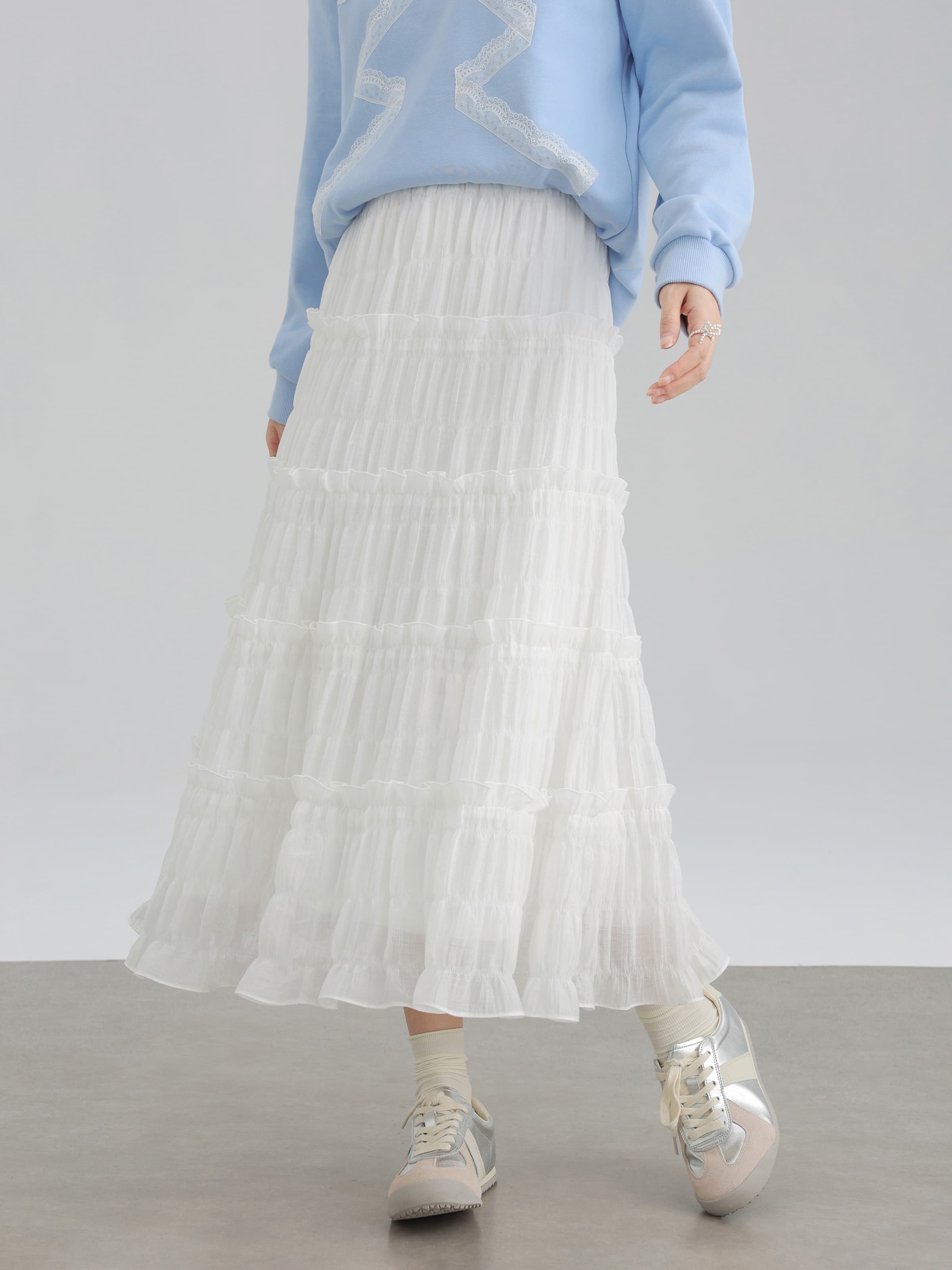 フェミニンティアードスカート｜デート服