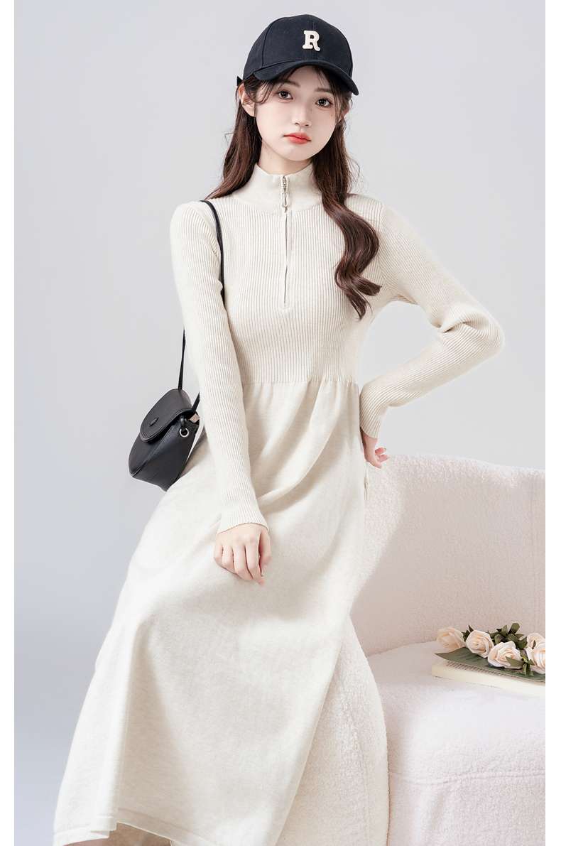 大人の抜け感が香る、リブニットハイネックワンピース｜デート服