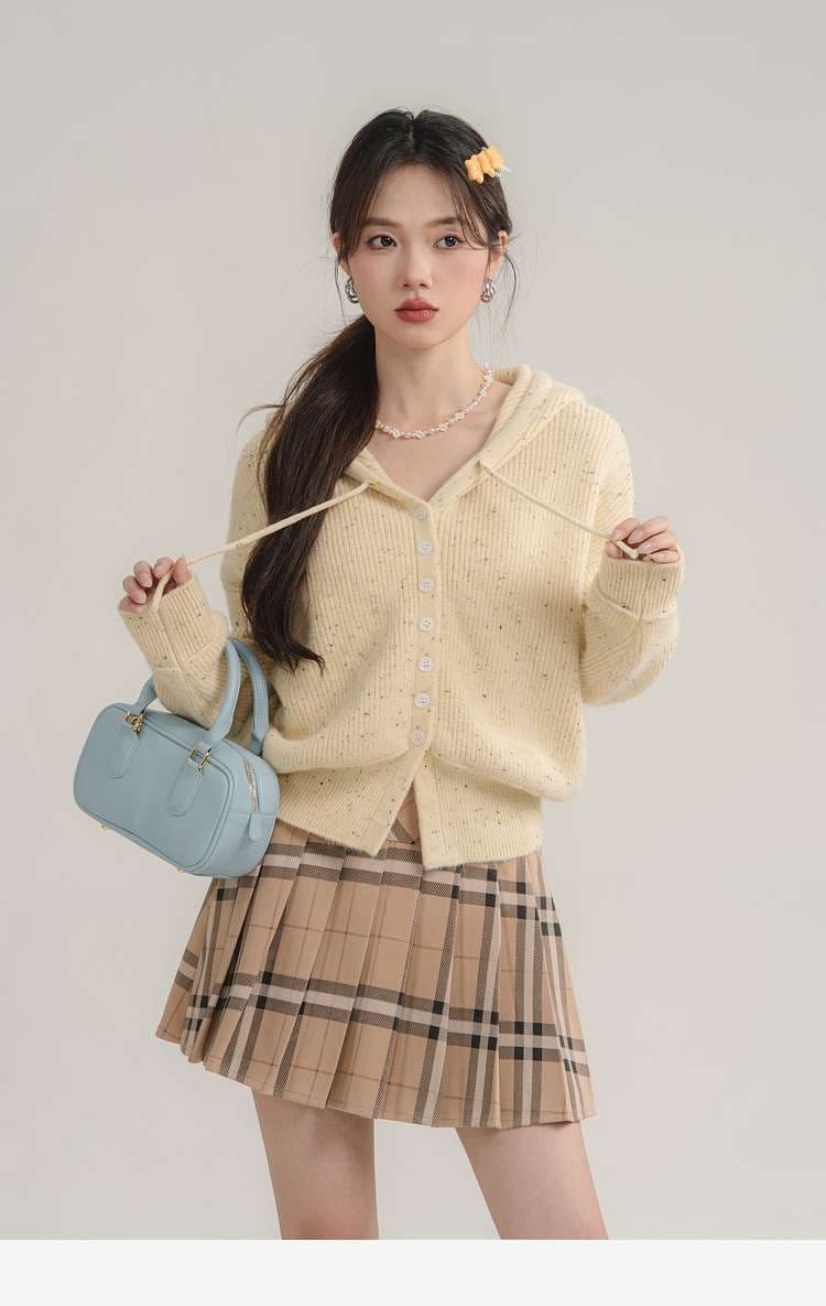 フード付きリブニットカーディガン｜デート服
