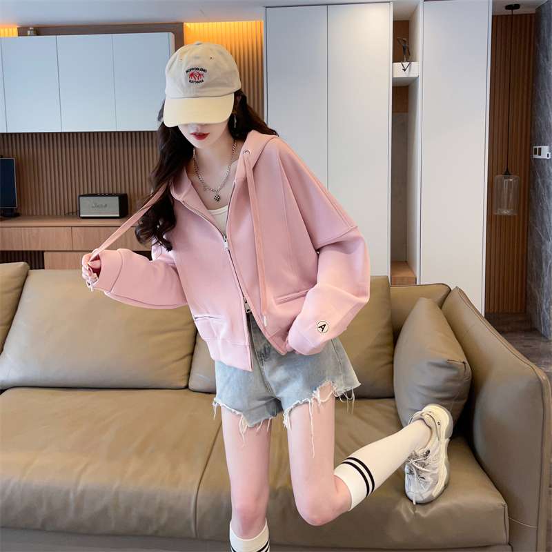 ゆったりフード付きスウェットパーカー｜デート服