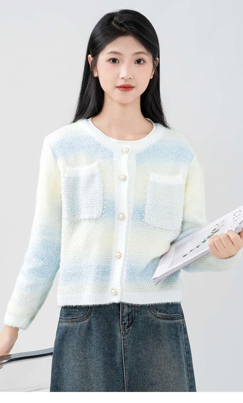 ふわもこグラデーションカーディガン｜デート服