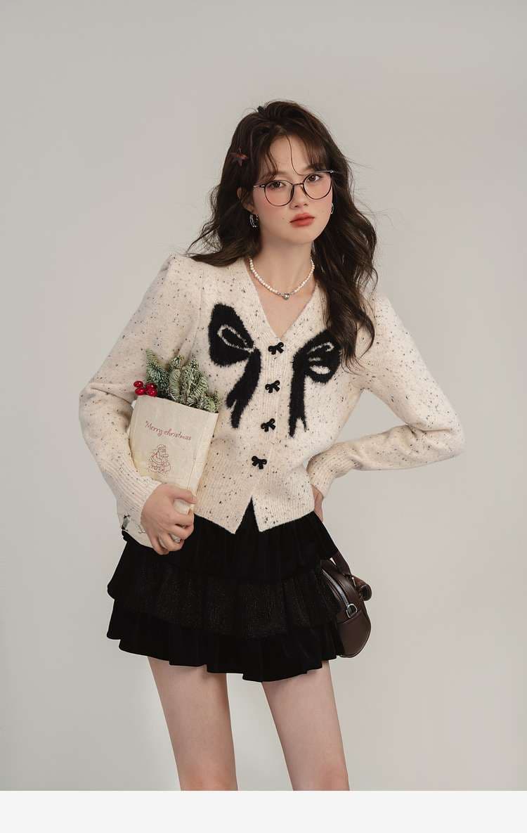 リボン柄カーディガン｜デート服