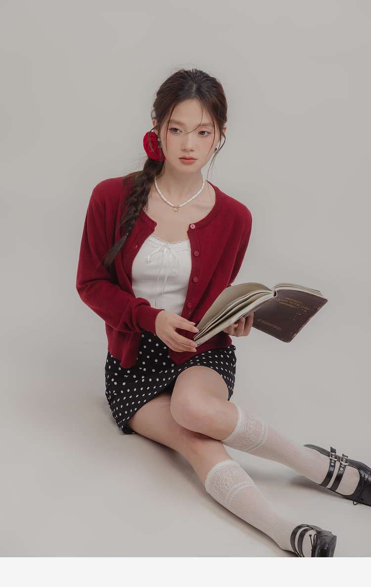 シンプルカーディガン｜デート服